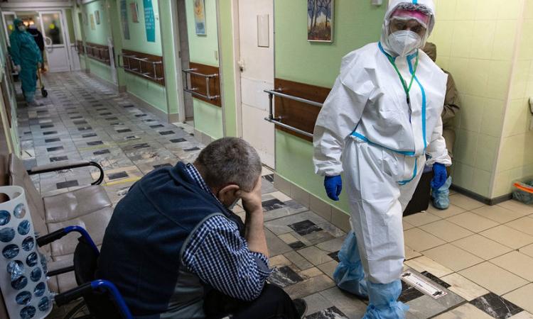 Ученые спрогнозировали пик заболеваемости COVID-19 в Москве
