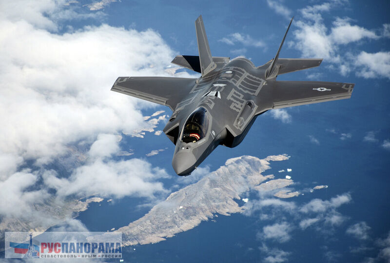 f35