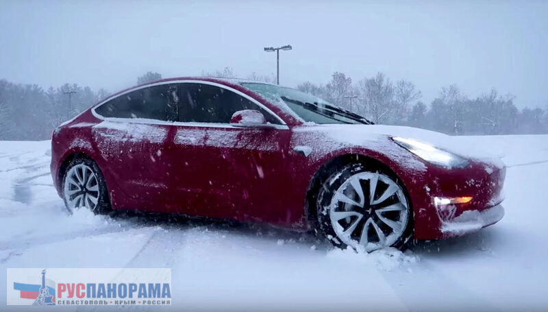 tesla model 3 winter snow